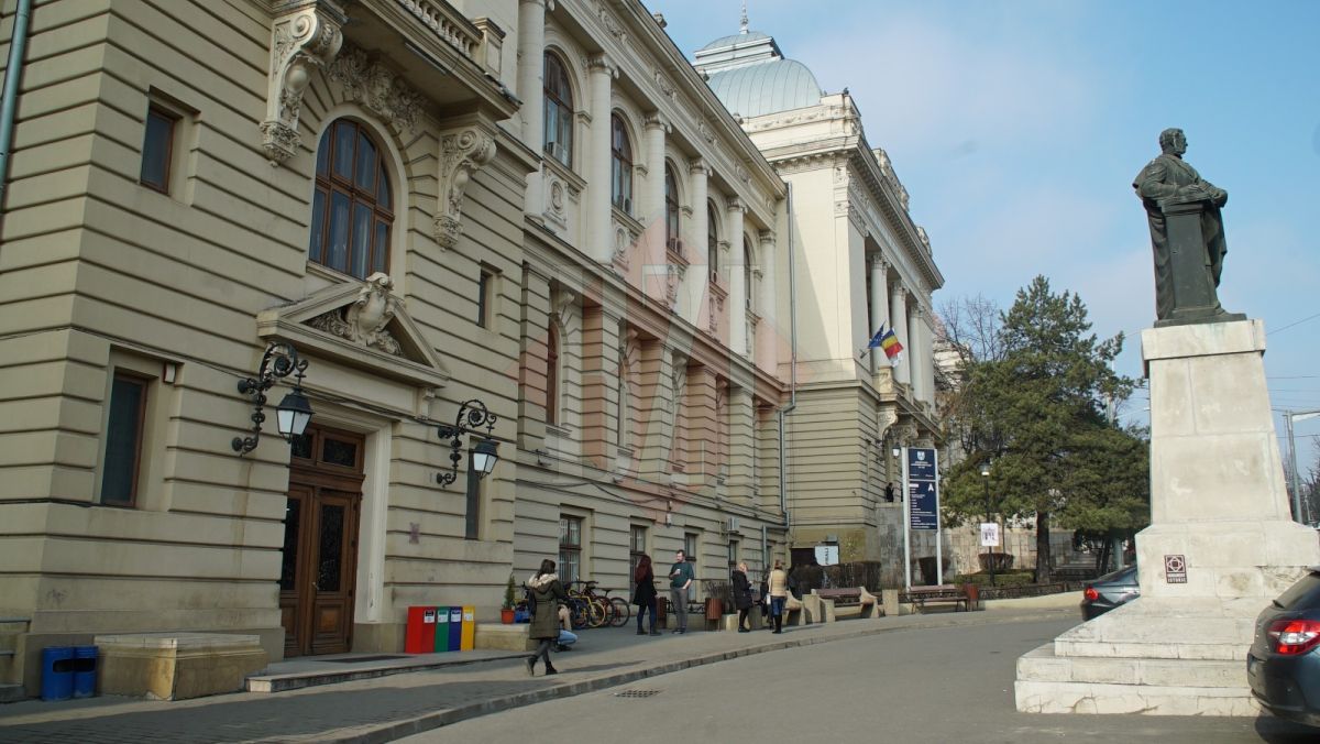 UAIC majorează fondul de burse pentru semestrul al II-lea