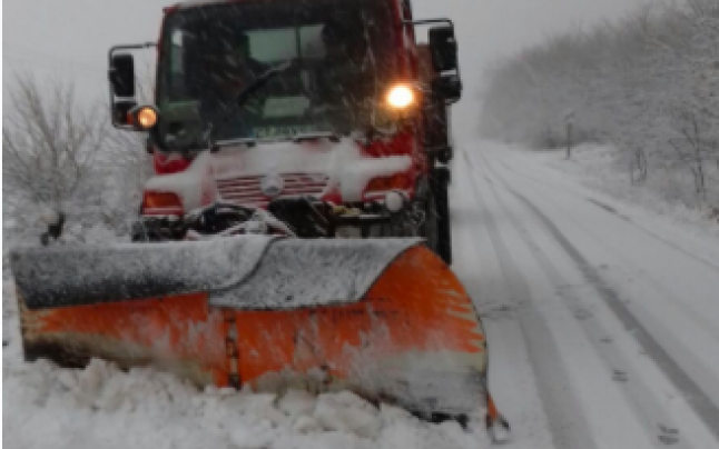 Ninge în judeţul Iaşi! Iată distribuţia utilajelor de deszăpezire din judeţ