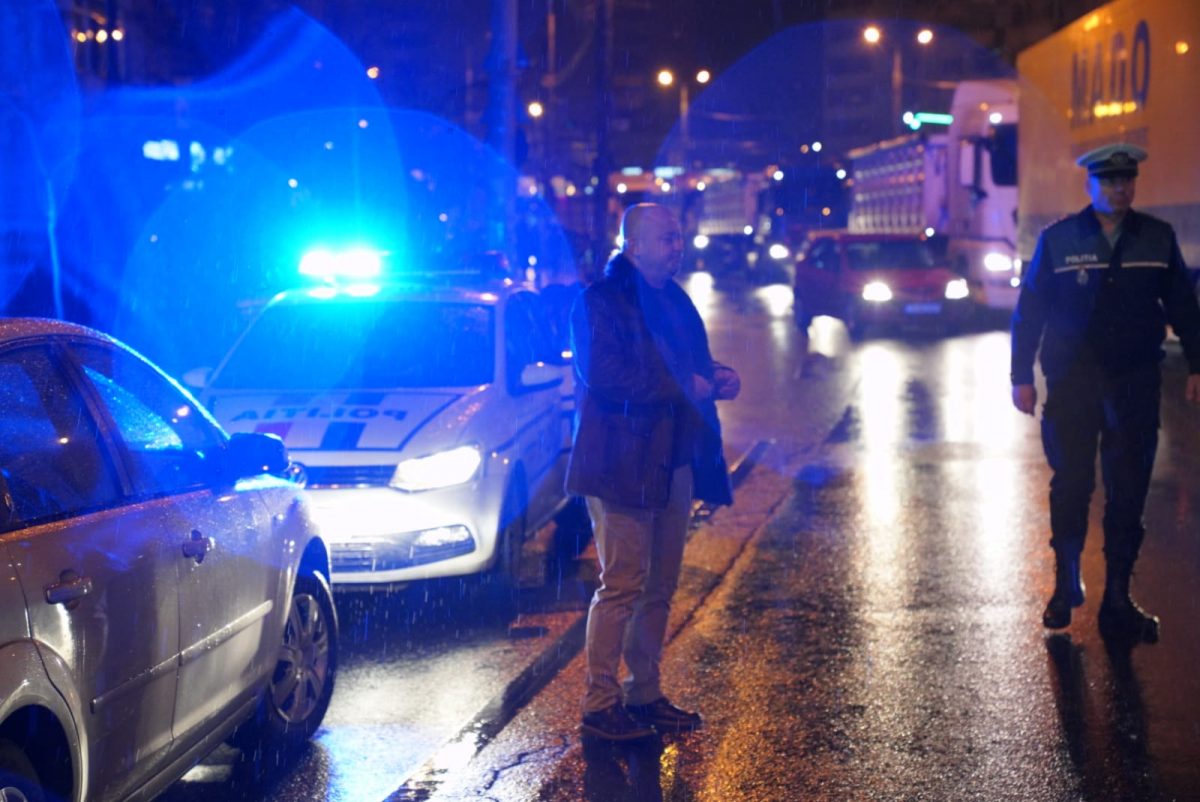 Accident rutier la ieșire din Iași! Doi pietoni au fost acroşaţi de un autoturism EXCLUSIV