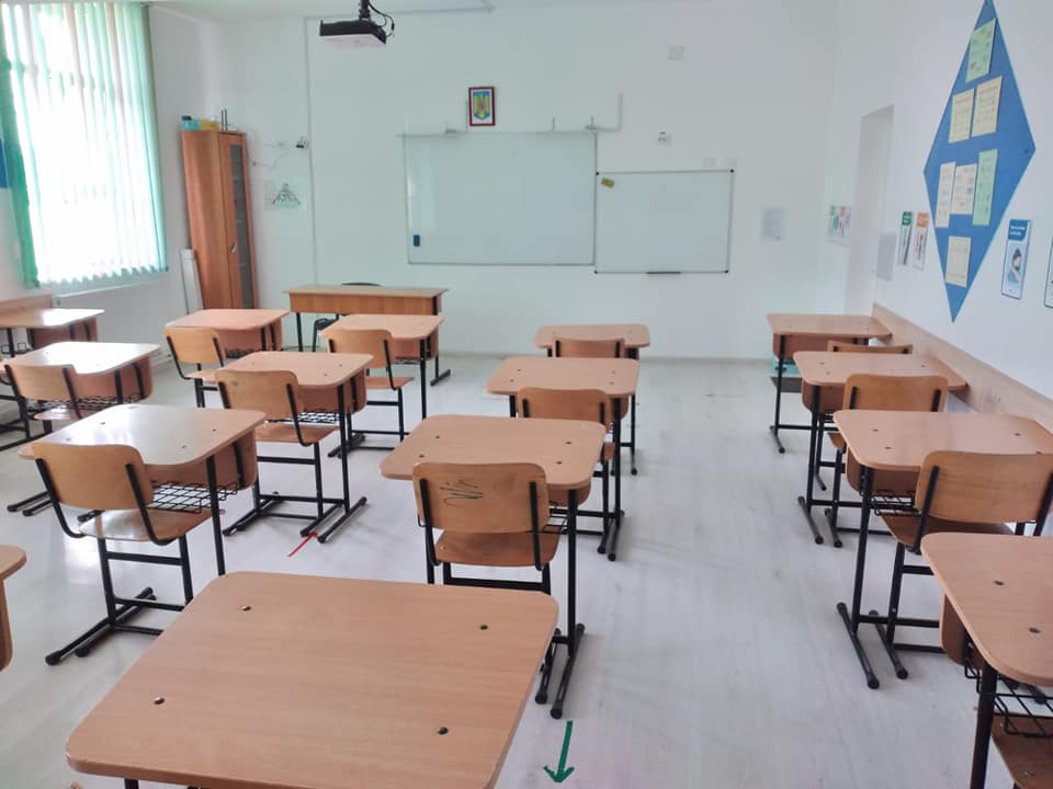 Prefectul județului Iași, Marian Grigoraș, a vorbit despre măsurile de protecție sanitară care vor fi aplicate în școlile ieșene