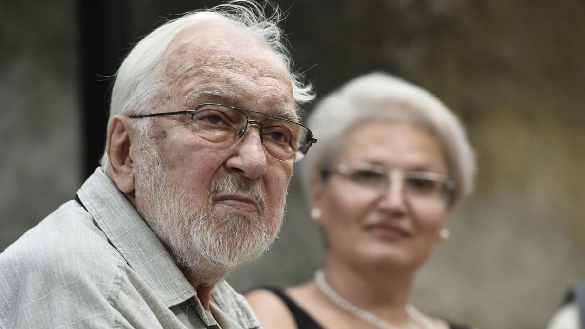 Povestea tragică a actorului Constantin Codrescu: propria mamă i-a otrăvit soţia