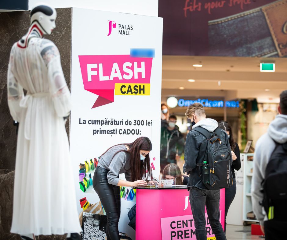 Flash Cash revine! Palas premiază shopping-ul în tendințe