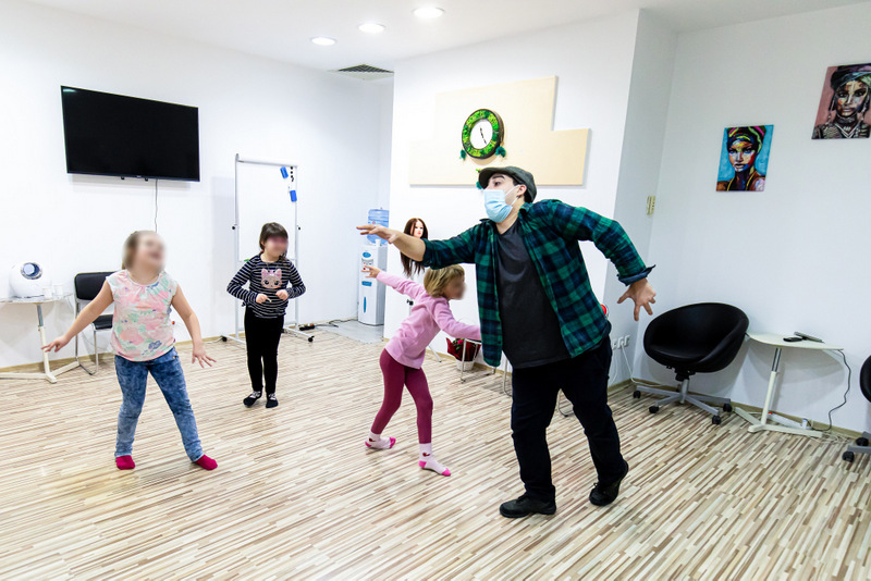 Creativitatea se îmbină cu arta la Dalla Club Art, în Iulius Mall Iași
