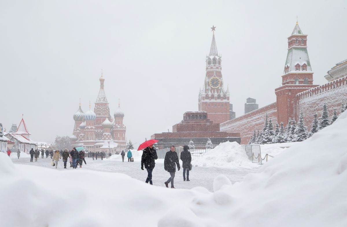 Moscova, blocată de căderi de zăpadă excepţionale – Video