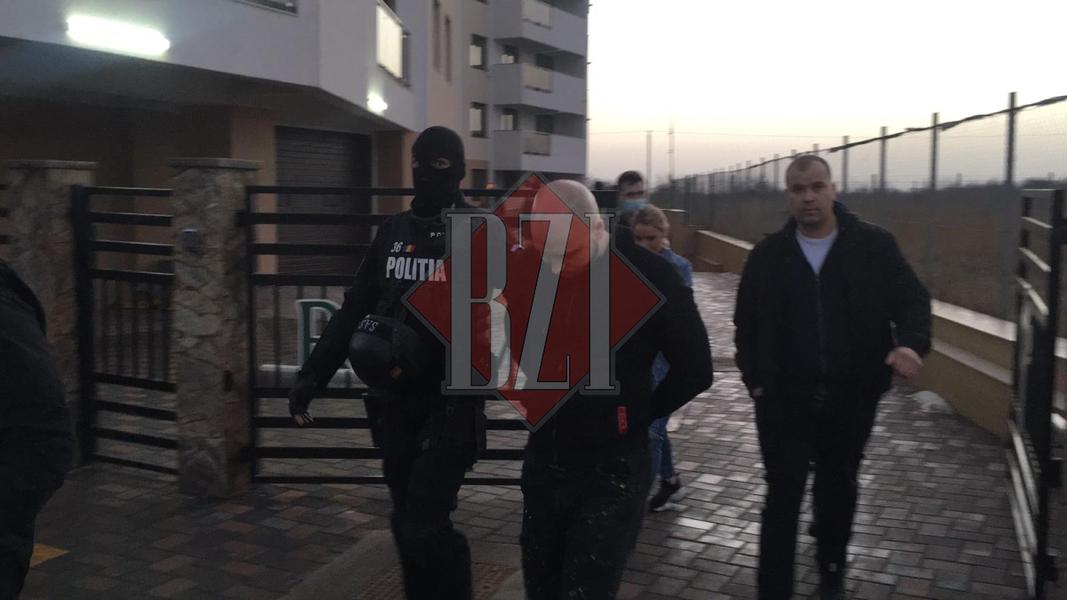 Doi ieșeni au fost reţinuţi pentru infracţiunea de tâlhărie calificată. A intrat într-un cazinou şi a sustras o sumă mare de bani