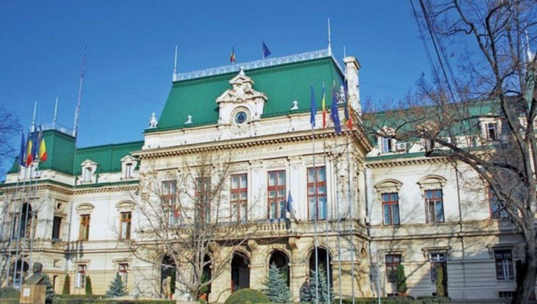 Tragedie la Primăria Iași! O persoană care aştepta la Taxe şi Impozite a decedat EXCLUSIV