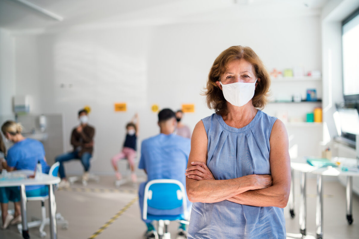 Vaccinarea profesorilor, sub semnul întrebării. Dan Barna: Depinde de disponibilitatea vaccinului