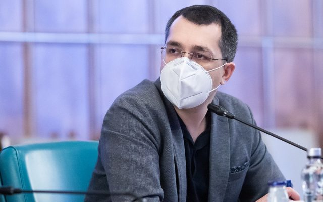 Veste neașteptată pentru Vlad Voiculescu. I s-a făcut plângere penală din cauza diplomei de absolvire