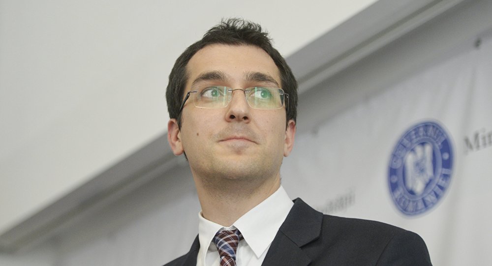 Incă o aberaţie a lui Vlad Voiculescu dinamitează coaliţia PNL-USR: Ministrul Sănătății vrea obligativitatea purtării măștilor pentru copiii între 3 și 5 ani