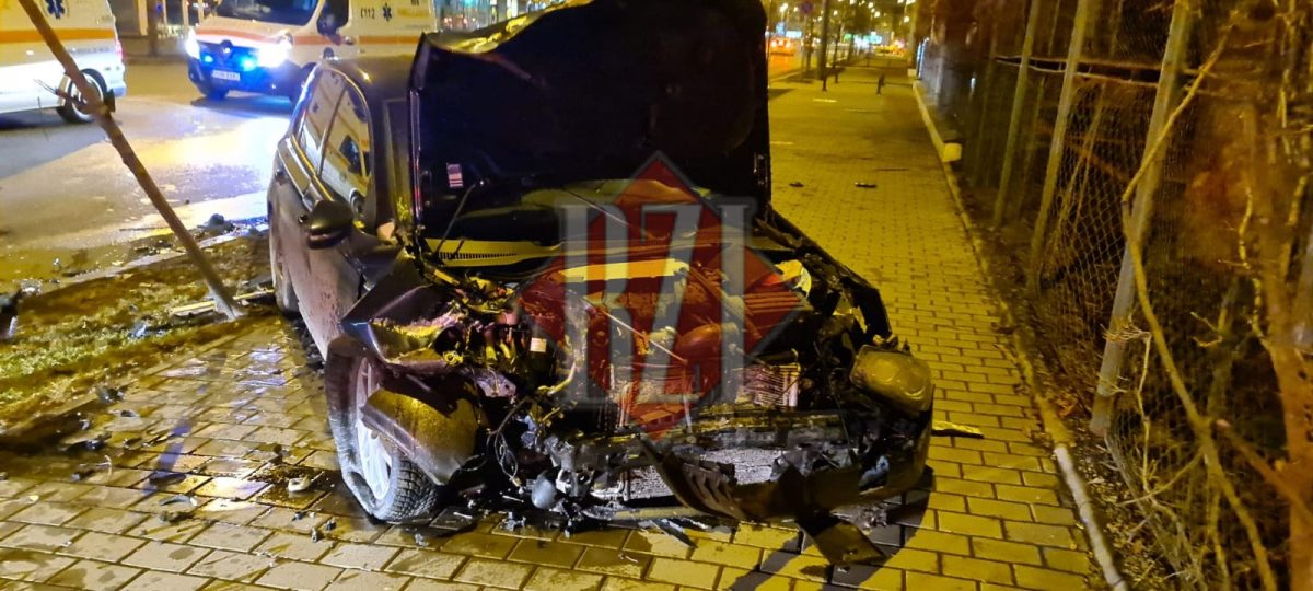 Accident rutier violent, pe strada Sfântul Lazăr din Iași! – FOTO – Exclusiv