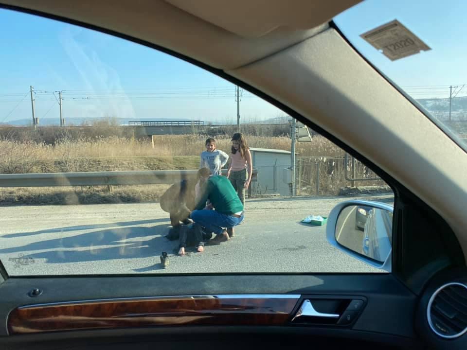 Accident rutier la Bălţaţi. Un copil de 4 ani, acroşat pe şosea de un autoturism