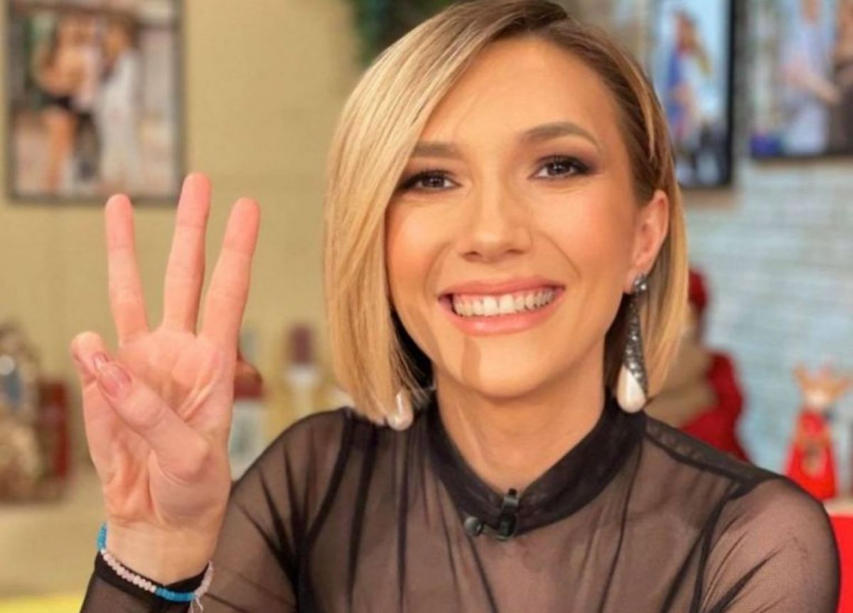 Adela Popescu, prima imagine cu bebelușul său! Imaginile de la ecograf sunt emoționante