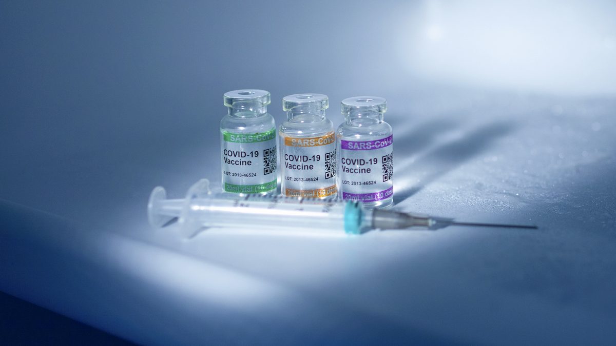 Vaccinurile anti-COVID-19: Ce înseamnă eficacitate de 95%?