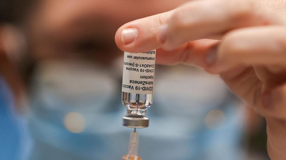 O nouă tranșă de vaccin AstraZeneca sosește în România, astăzi