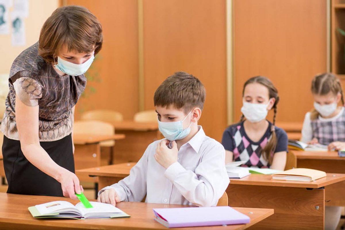 5 elevi, confirmați cu noul coronavirus, în ultimele 24 de ore la Iași. Bilanțul total a ajuns la 43