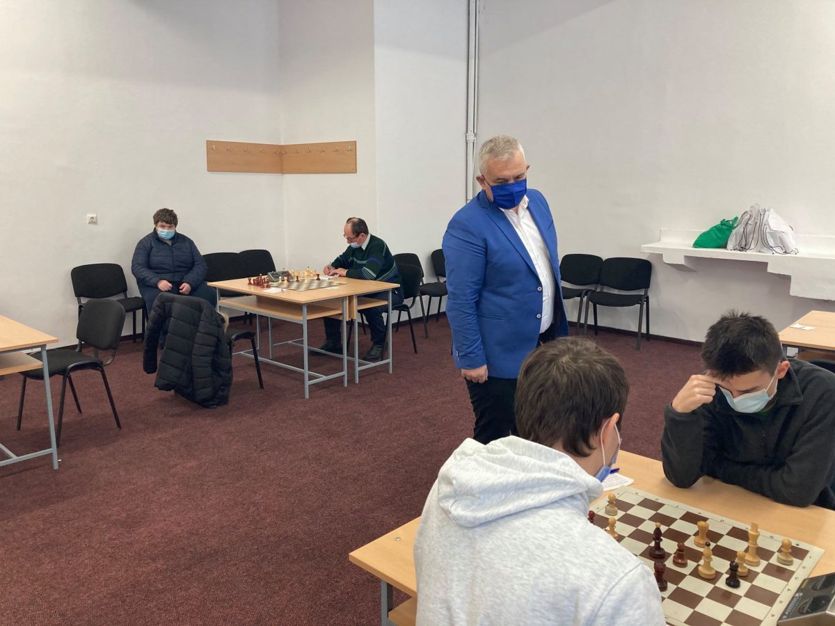 Iaşul a găzduit prima etapă din cadrul Campionatului Naţional pentru Seniori de Şah! – FOTO