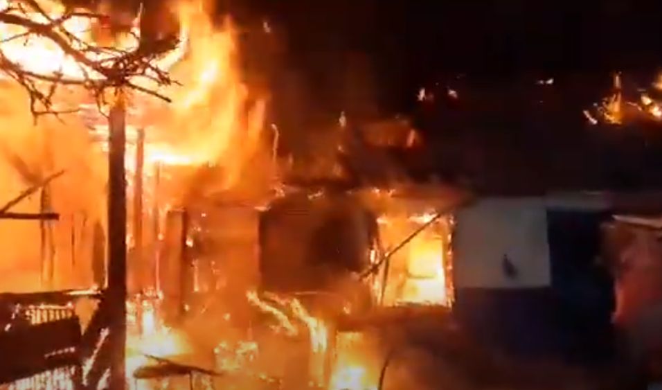 O femeie de 86 de ani a ars de vie în timpul unui incendiu din județul Botoșani – VIDEO