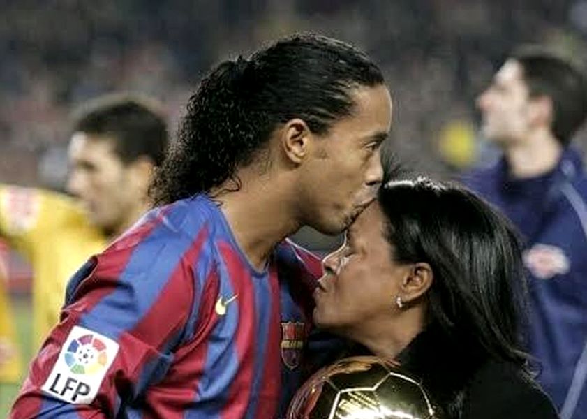 Mama fotbalistului brazilian Ronaldinho a murit din cauza noului coronavirus