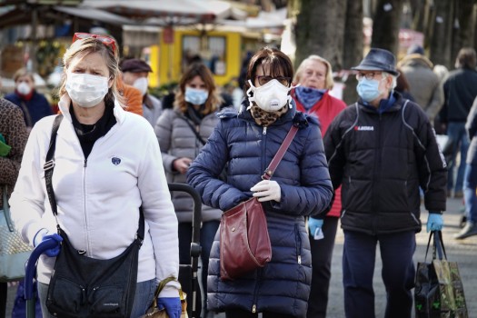 Predicție îngrijorătoare a specialiștilor în sănătate despre evoluția pandemiei: „La actuala rată de vaccinare, viața va reveni la normal în 7 ani”