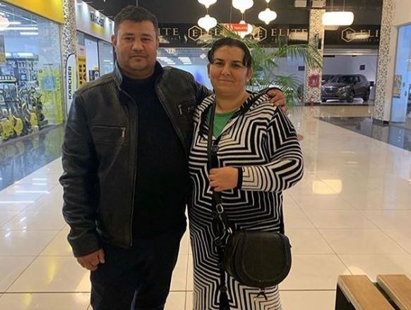 Ce se întâmplă cu părinţii lui Jador, în timp ce acesta este la Survivor România. Artistul nu ştie nimic