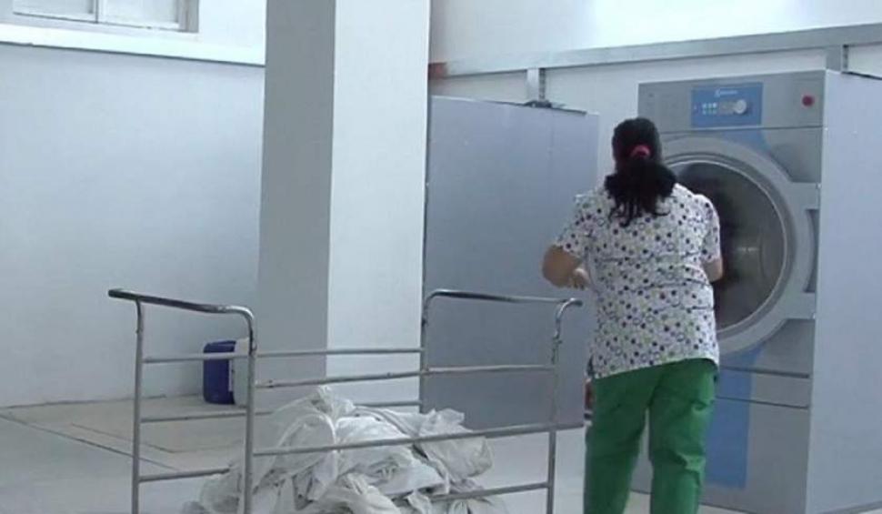 Salarii exagerate la Spitalul din Târgu-Jiu. O spălătoreasă primeşte lunar 11.000 de lei