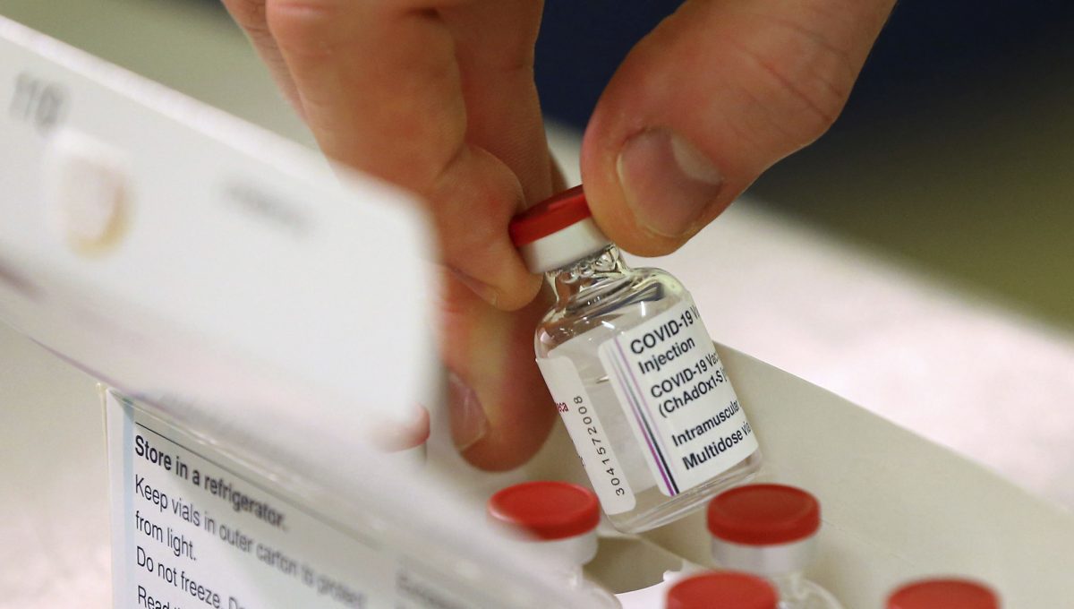 Vaccinul AstraZeneca, mai puțin eficient împotriva tulpinei sud-africane: studiu