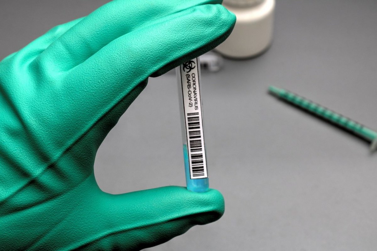 Vaccin împotriva Covid-19: o a treia doză pentru a lupta împotriva variantelor?