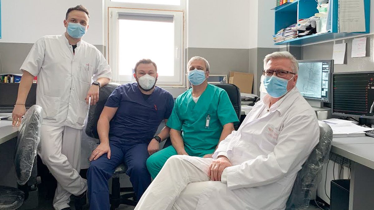 Chirurgii cu mâini de aur de la Institutul de Boli Cardiovasculare din Iași. Medicii au realizat o intervenție complexă, unică, pentru a salva viața unei paciente (Exclusiv) – FOTO