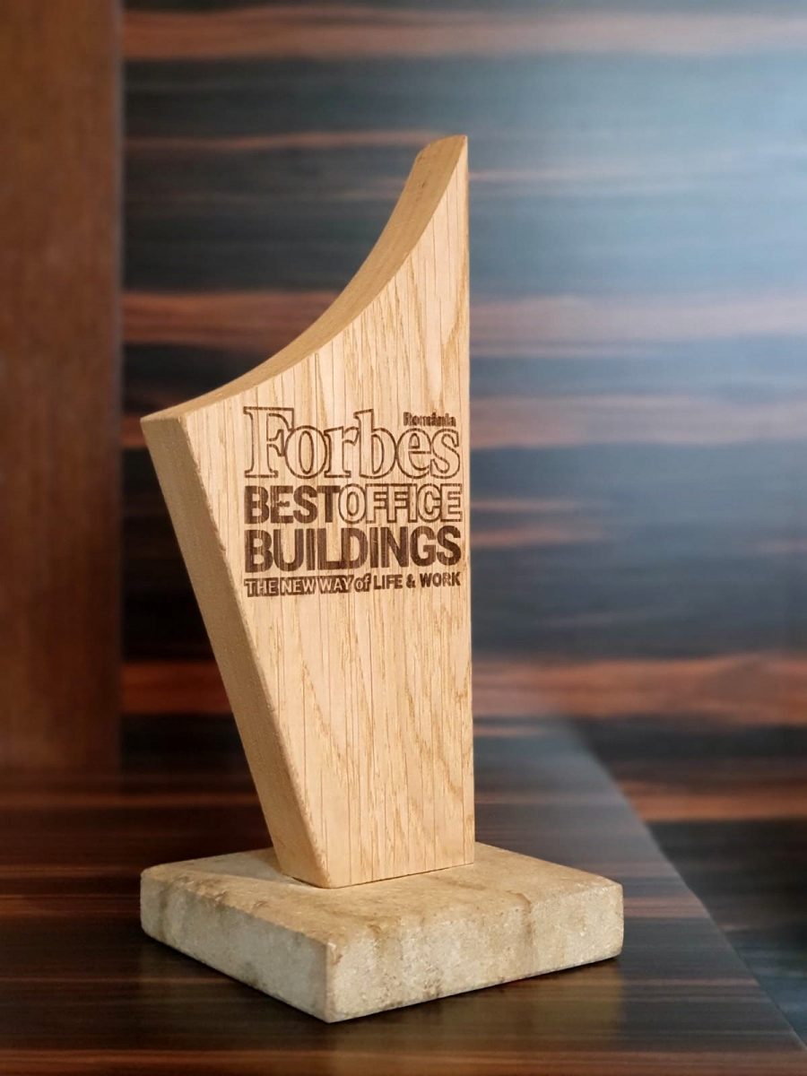 COMPANIA IULIUS, PREMIATĂ PENTRU CONSECVENȚA INVESTIȚIILOR, ÎN CADRUL GALEI  FORBES BEST OFFICE BUILDINGS 2021