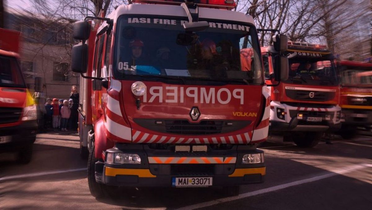 Incendiu la o locuință din Bucium! Au intervenit pompierii cu două autospeciale (EXCLUSIV, FOTO)