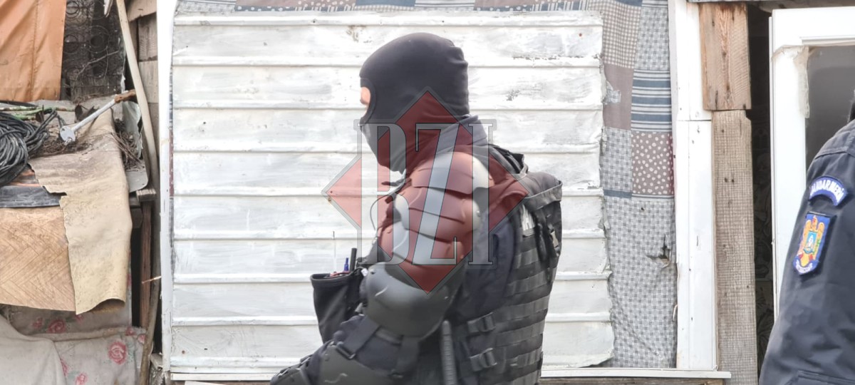 Percheziţii efectuate de către mascaţi în mai multe locuinţe din Iași – EXCLUSIV