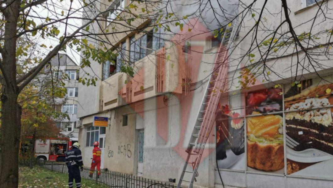 Pompierii intervin în forţa după un incendiu la un apartament din Iași – EXCLUSIV
