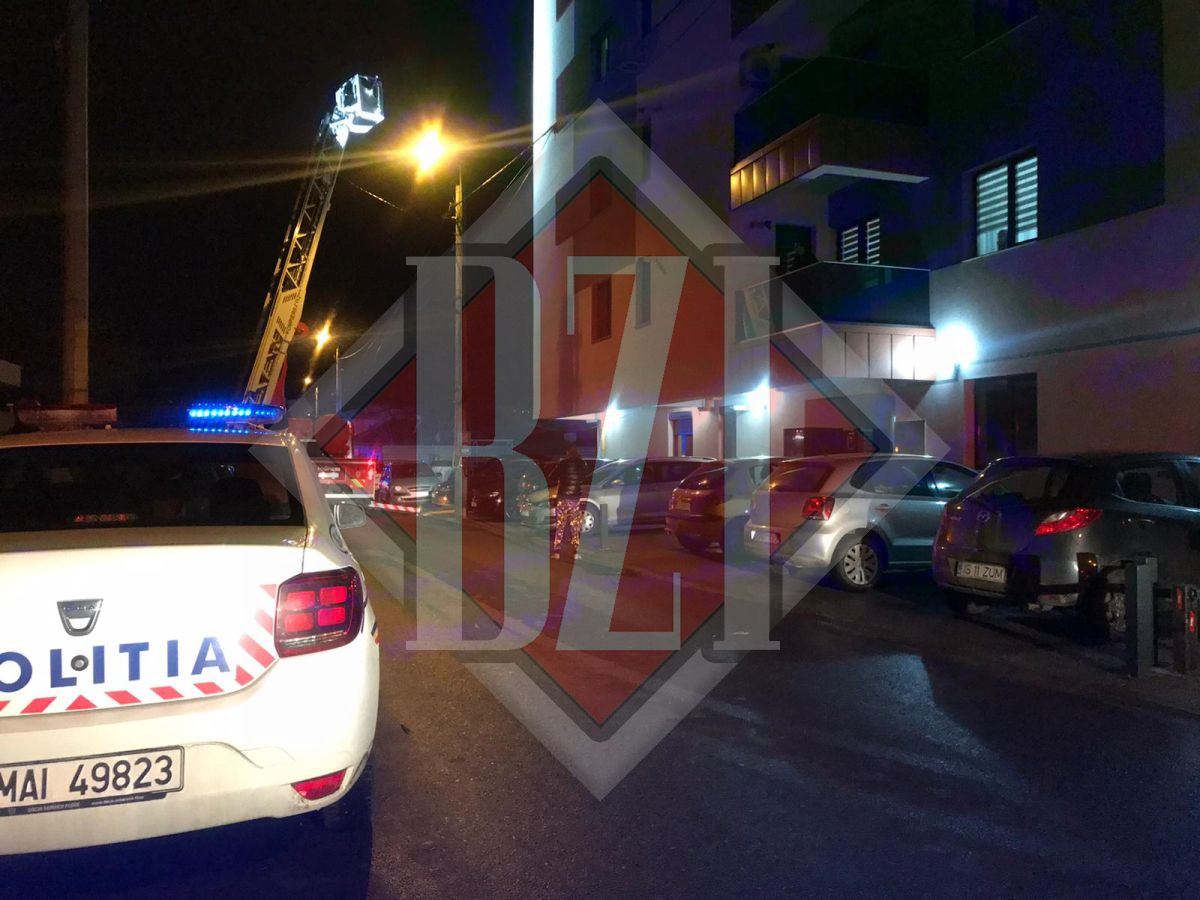 Intervenție de urgență a autorităților după ce un bărbat a amenințat că se aruncă de pe bloc  – Exclusiv, Galerie Foto, Live Video