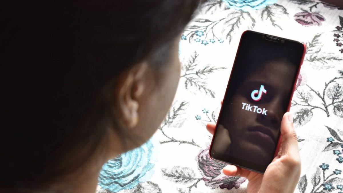 Sfârșit tragic pentru o tânără româncă! Aceasta a murit în timp ce înregistra un video pentru TikTok
