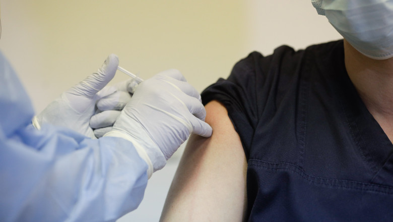 DSP Iași: Programarea la vaccin se poate face atât online, cât și telefonic. Ieșenii continuă să se înscrie pe listele de așteptare