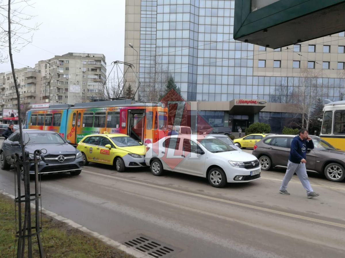 Declaraţia primarului Mihai Chirica cu privire la accidentul rutier de pe strada Anastasie Panu