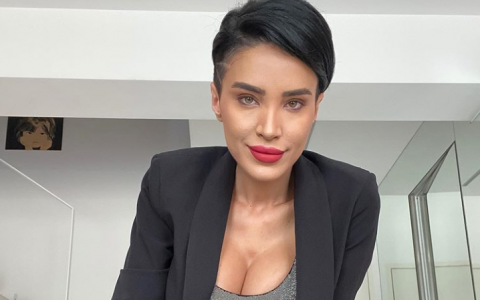Adelina Pestrițu, o vedetă mare pe Instagram, în ciuda înălțimii: Câți bani face din reclame