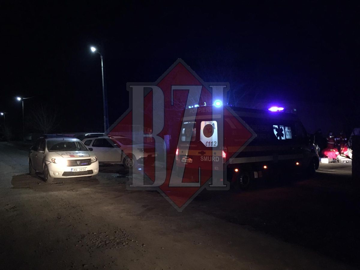 Descoperire șocantă în această seară la Iași. O persoană a fost găsită strivită în mijlocul drumului – Exclusiv/ Foto