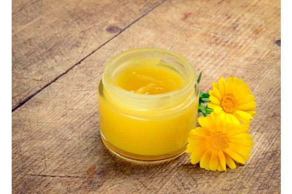 Crema de gălbenele pentru ulcior aduce beneficii? Ce spun medicii