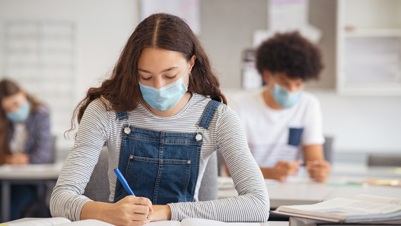 Cum va începe școala după Paște. Ordinul comun al MEC si MS a fost semnat. După vacanță toți elevii din clasele terminale vor veni la ore indiferent de scenariu