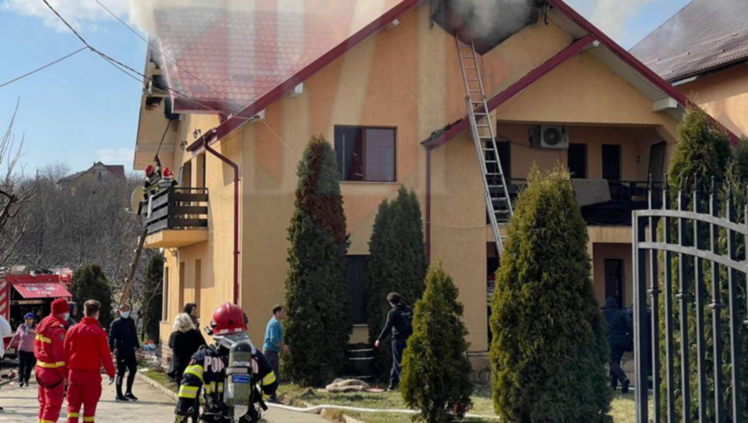Două incendii în decurs de câteva ore la două case din judeţul Iași – EXCLUSIV
