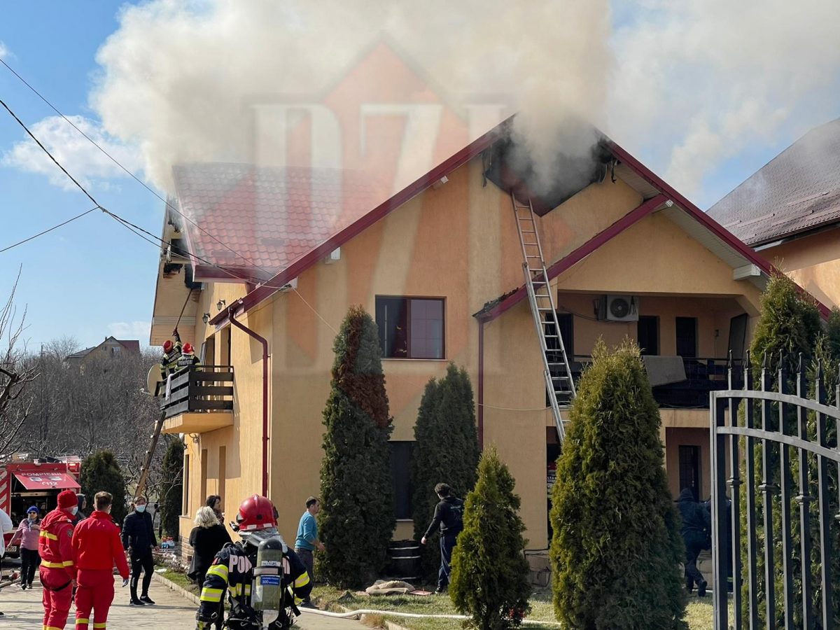 Incendiu la o casă din Iași. Au intervenit 3 autospeciale de pompieri – EXCLUSIV / GALERIE FOTO / LIVE VIDEO / UPDATE