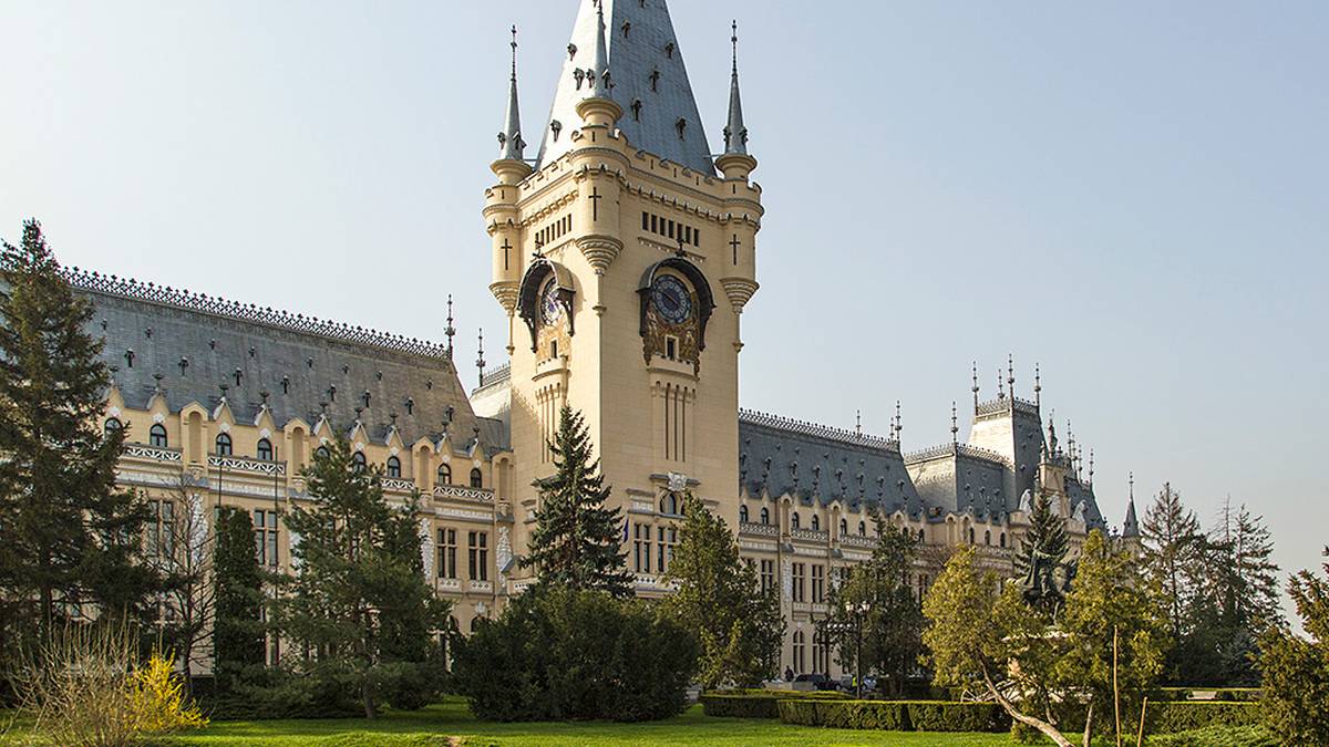 „Ceasul: o călătorie în timp”, într-un nou și spectaculos proiect la Palatul Culturii din Iași