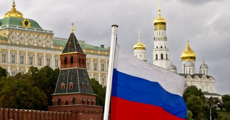 Rusia expulzează zeci de diplomaţi din Cehia după ce țara din UE a expulzat la rându-i mai mulţi diplomaţi ruşi