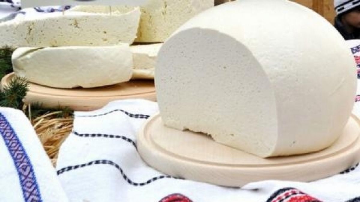 Crește prețul lactatelor! Cât vor plăti românii pentru un kilogram de brânză