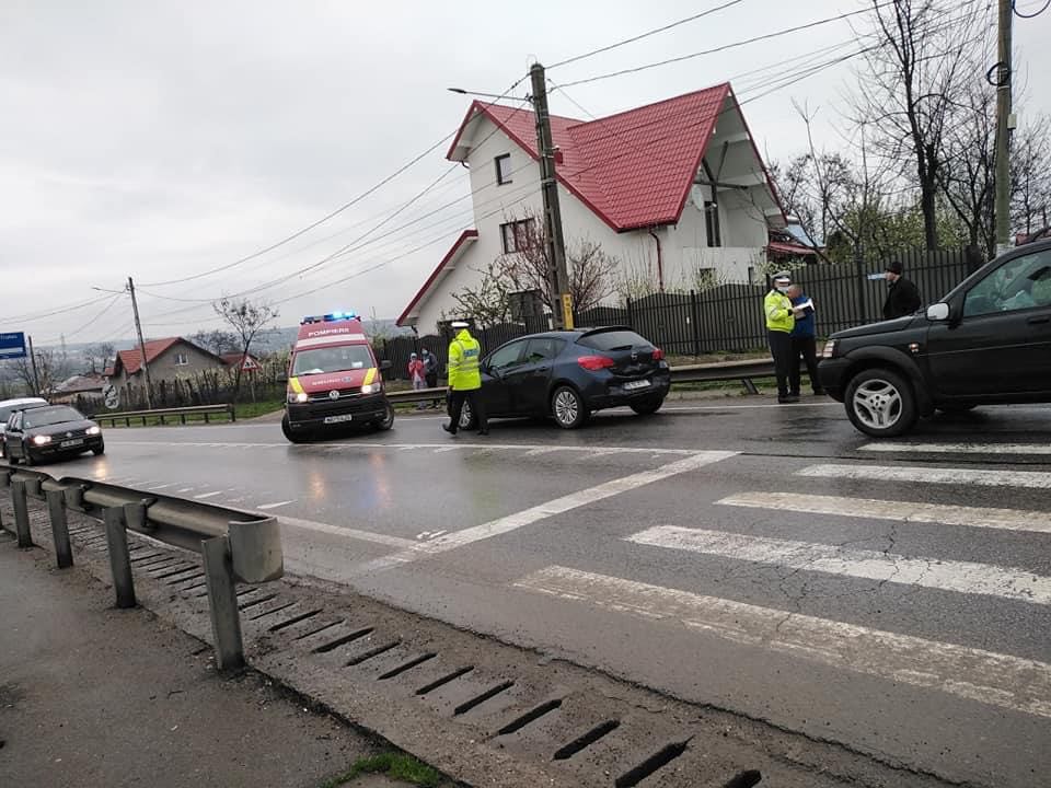 Accident rutier în satul Uricani din judeţul Iași! O persoană a fost rănită – FOTO