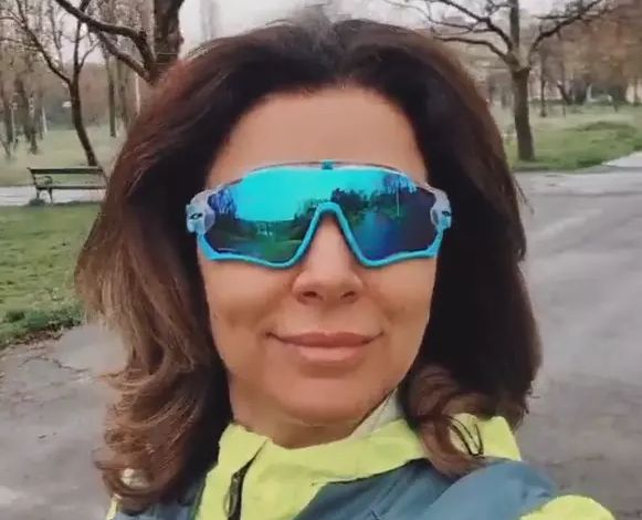 Cum arată Carmen Brumă după ce și-a făcut intervenție la nivelul feței