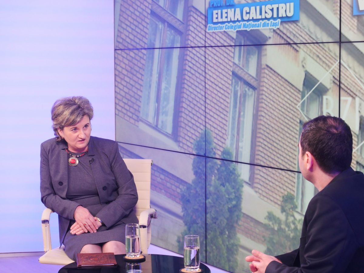 Managerul Colegiului Național Iași a discutat despre educație în pandemie, învățământ online, pregătirea Admiterii în clasa a V-a, Evaluarea Națională, Bacalaureat, dar și despre proiectele pe care le va derula în acest an școlar, în Studioul BZI LIVE – FOTO, VIDEO