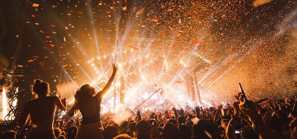 Ce trebuie să ştie ieşenii care vor să participe la cele mai mari festivaluri din ţară