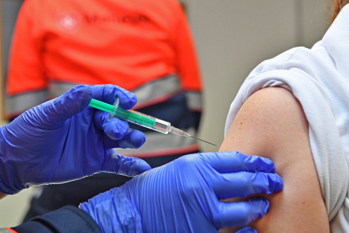 Germania creează precedentul: Cei vaccinaţi vor avea mai multă libertate